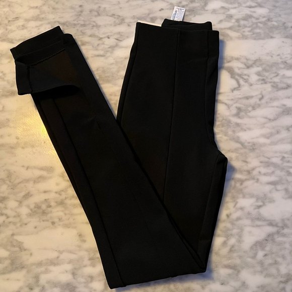 Zara high rise leggings in black size xsmall with slit in front skinny new w/tag - Picture 3 of 3